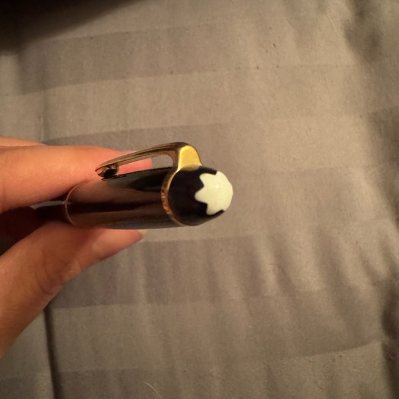 Authentic Mont Blanc fountain pen, includes all packaging, purchased in ‘97! - Picture 9 of 12